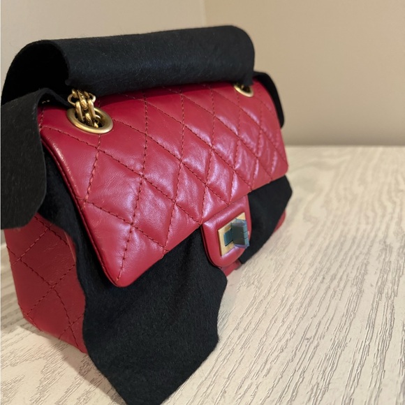 Chanel Mini Reissue 2.55 Rectangular Calf Leather Red Aged Gold HW NWT Full Set - Picture 2 of 10